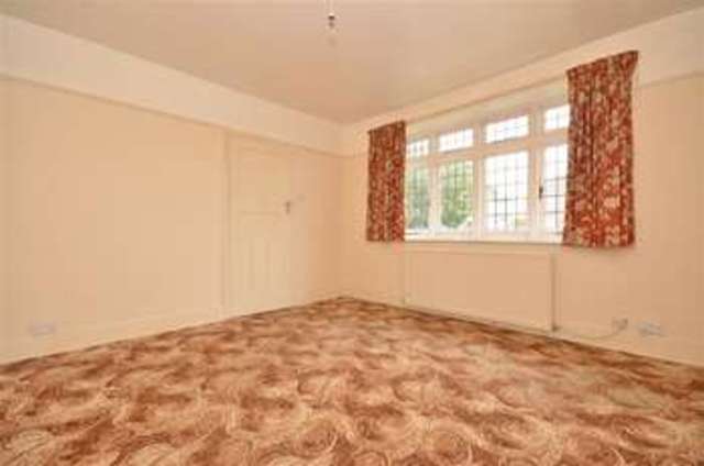  Image of 3 bedroom Detached house for sale in Nyetimber Lane Bognor Regis PO21 at Bognor Regis West Sussex Bognor Regis, PO21 3HP