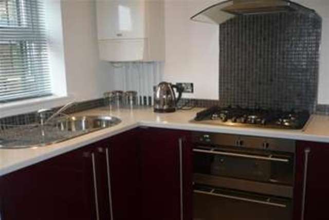  Image of 1 bedroom Flat to rent in Grosvenor Road Swindon SN1 at Swindon, SN1 4LU
