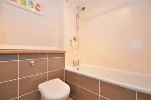  Image of 2 bedroom Apartment for sale in Oakside Court Horley RH6 at Horley Surrey Horley, RH6 9XR