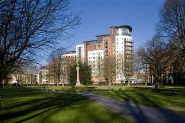  Image of 2 bedroom Flat to rent in Orchard Place Southampton SO14 at Southampton, SO14 3HW