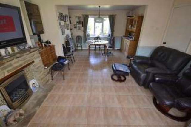  Image of 3 bedroom Detached house for sale in Ocklynge Close Bexhill-on-Sea TN39 at Little Common  Bexhill On Sea, TN39 4PF