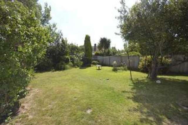  Image of 3 bedroom Detached house for sale in Ocklynge Close Bexhill-on-Sea TN39 at Little Common  Bexhill On Sea, TN39 4PF
