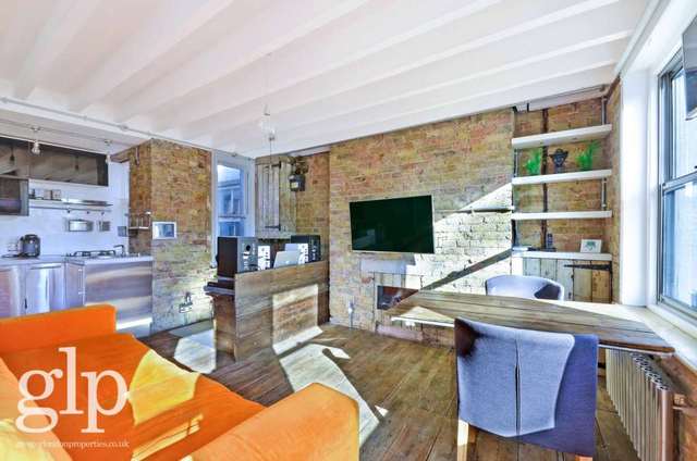  Image of 1 bedroom Apartment to rent in Old Compton Street London W1D at Old Compton Street Soho London, W1D 4TH