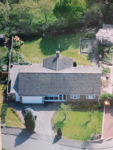  Image of 3 bedroom Property for sale in Orchard Grove Astwood Bank Redditch B96 at Orchard Grove Astwood Bank Redditch, B96 6BE