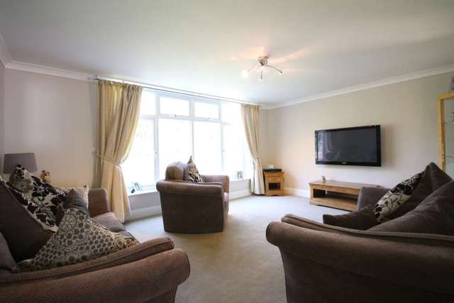  Image of 4 bedroom Semi-Detached house for sale in Oxenhope Bracknell RG12 at Oxenhope  Bracknell, RG12 7DY