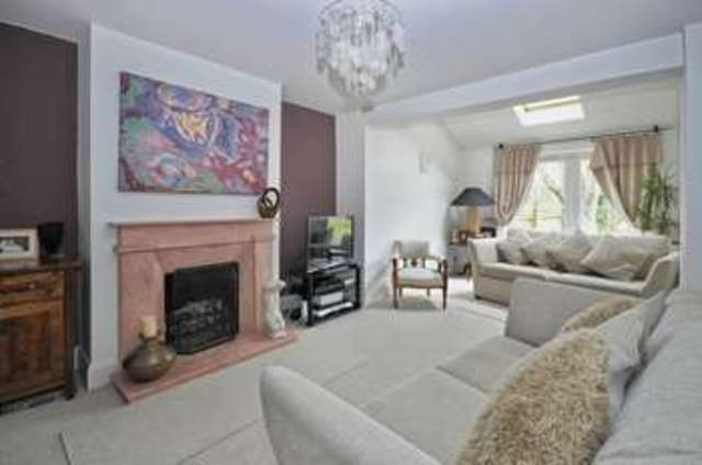  Image of 4 bedroom Semi-Detached house for sale in Oxford Road Abingdon OX14 at Oxford Road  Abingdon, OX14 2DS