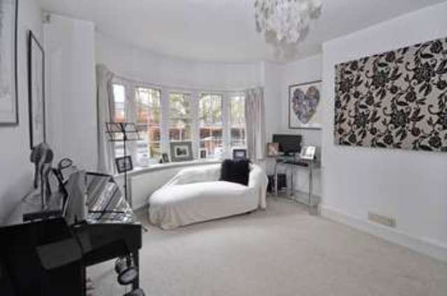  Image of 4 bedroom Semi-Detached house for sale in Oxford Road Abingdon OX14 at Oxford Road  Abingdon, OX14 2DS