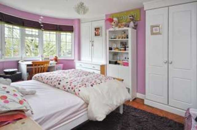  Image of 4 bedroom Semi-Detached house for sale in Oxford Road Abingdon OX14 at Oxford Road  Abingdon, OX14 2DS