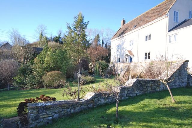  Image of 6 bedroom Property for sale in Panborough Panborough Wells BA5 at Panborough Wells, BA5 1PN