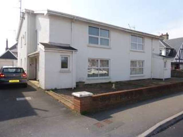  Image of 2 bedroom Ground Flat for sale in Park Avenue Porthcawl CF36 at Porthcawl  Porthcawl, CF36 3ER