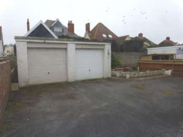  Image of 2 bedroom Ground Flat for sale in Park Avenue Porthcawl CF36 at Porthcawl  Porthcawl, CF36 3ER