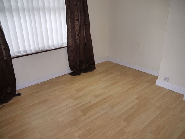  Image of 4 bedroom Terraced house to rent in Park Brow Drive Kirkby Liverpool L32 at Park Brow Drive  Kirkby, L32 9RE