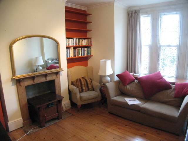 Image of 3 bedroom Maisonette to rent in Park Hill London SW4 at Clapham, SW4 9NS