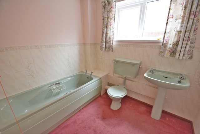  Image of 2 bedroom Flat for sale in Parkside Court Diss IP22 at Parkside Court  Diss, IP22 4NJ