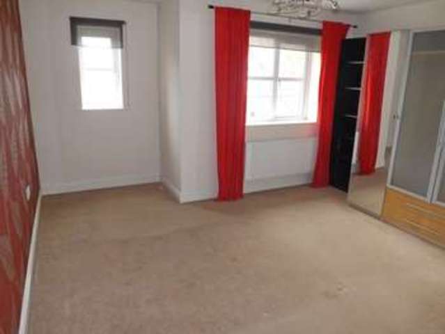  Image of 2 bedroom Terraced house for sale in Peewit Road Evesham WR11 at Peewit Road  Evesham, WR11 2NH
