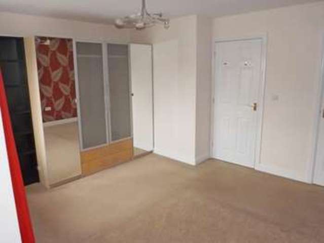  Image of 2 bedroom Terraced house for sale in Peewit Road Evesham WR11 at Peewit Road  Evesham, WR11 2NH