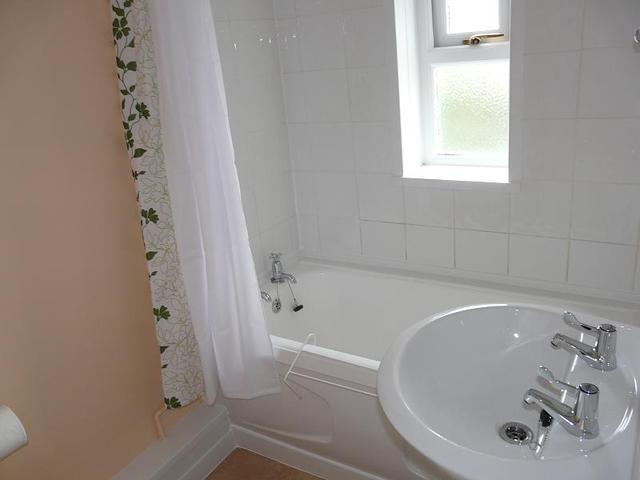  Image of 1 bedroom Studio flat to rent in Pencisely Road Cardiff CF5 at Flat 3  Cardiff, CF5 1DH