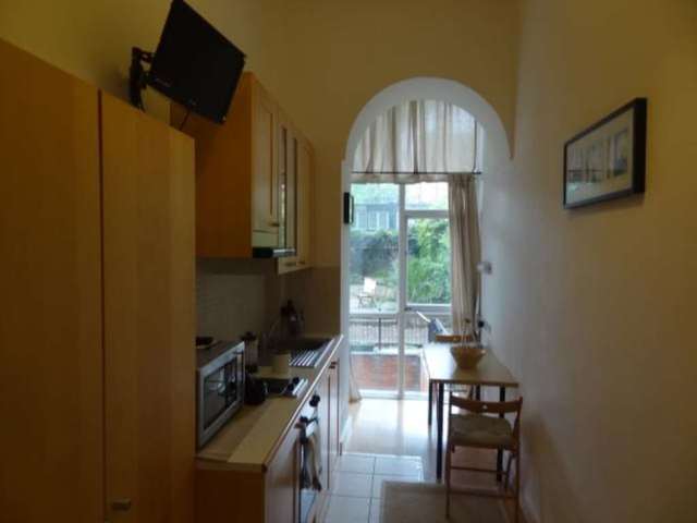  Image of Flat to rent in Penywern Road London SW5 at Penywern Road  London, SW5 9SX