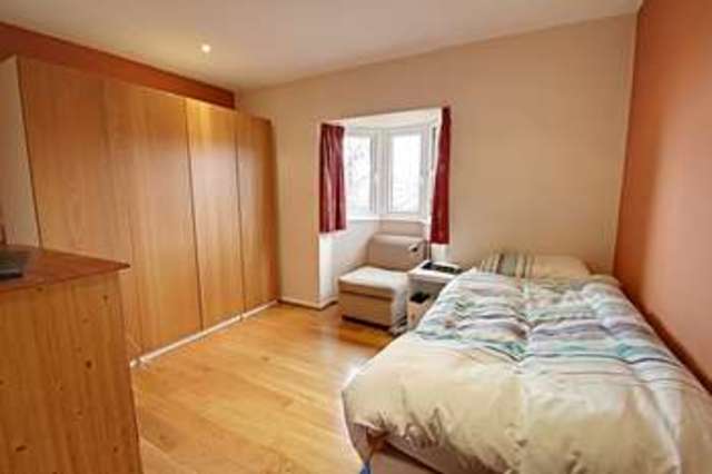  Image of 2 bedroom Flat for sale in Perry Mead Enfield EN2 at Perry Mead  Enfield, EN2 8BZ