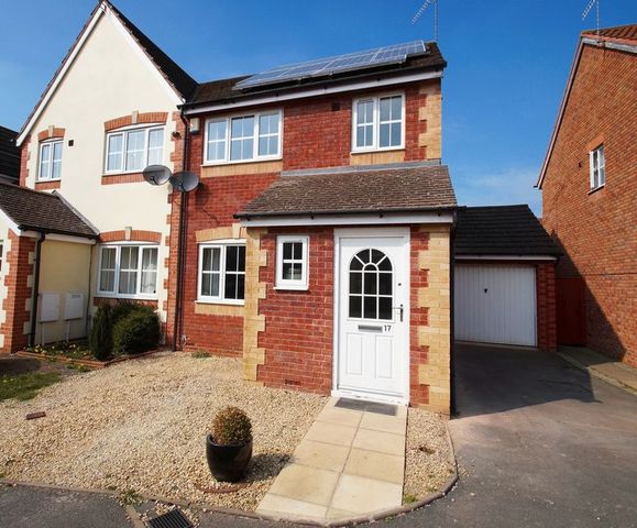  Image of 3 bedroom Terraced house for sale in Pevensey Road Bromsgrove B60 at Pevensey Road The Oakalls Bromsgrove, B60 2RR