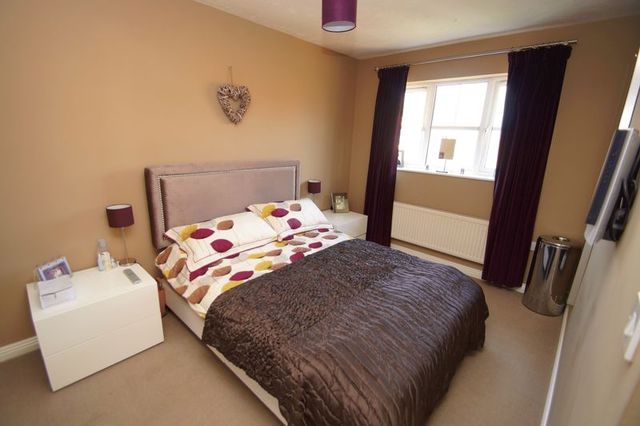  Image of 3 bedroom Terraced house for sale in Pevensey Road Bromsgrove B60 at Pevensey Road The Oakalls Bromsgrove, B60 2RR