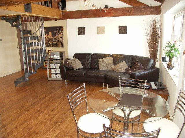  Image of 1 bedroom Flat to rent in Pickford Street Macclesfield SK11 at MACCLESFIELD Cheshire MACCLESFIELD, SK11 6JD