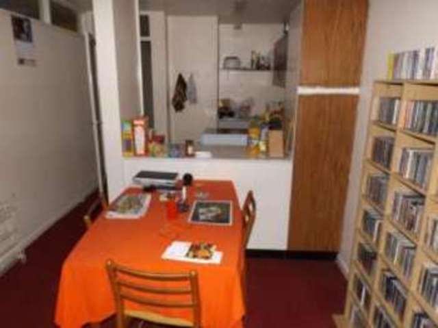  Image of 2 bedroom Flat for sale in Pinhoe Road Exeter EX4 at Pinhoe Road Exeter Exwick, EX4 7HQ