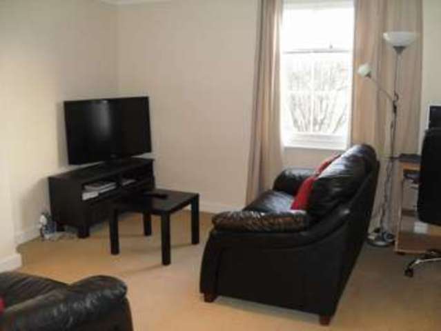  Image of 1 bedroom Flat to rent in Pittville Lawn Cheltenham GL52 at Pittville Lawn  Cheltenham, GL52 2BE