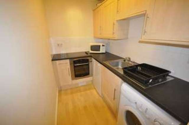  Image of 1 bedroom Flat to rent in Pittville Lawn Cheltenham GL52 at Pittville Lawn  Cheltenham, GL52 2BE