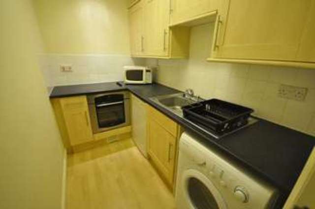  Image of 1 bedroom Flat to rent in Pittville Lawn Cheltenham GL52 at Pittville Lawn  Cheltenham, GL52 2BE