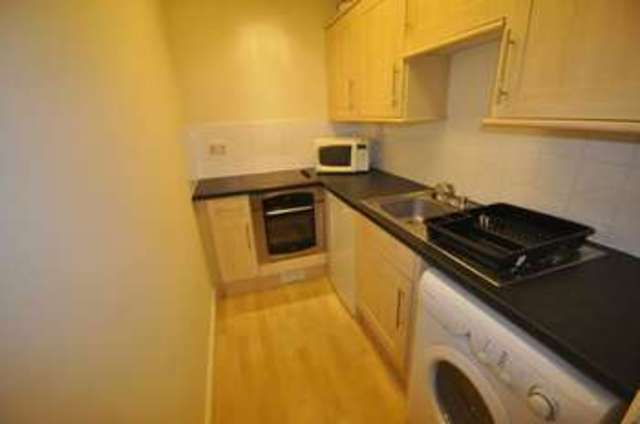  Image of 1 bedroom Flat to rent in Pittville Lawn Cheltenham GL52 at Pittville Lawn  Cheltenham, GL52 2BE