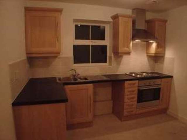  Image of 1 bedroom Flat to rent in Plumpton Mews Widnes WA8 at Plumpton Mews Halton View Widnes, WA8 0WJ