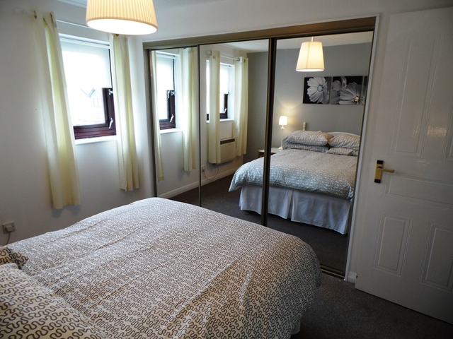  Image of 2 bedroom Flat to rent in Polsons Crescent Paisley PA2 at Paisley Renfrewshire Renfrewshire, PA2 6AX