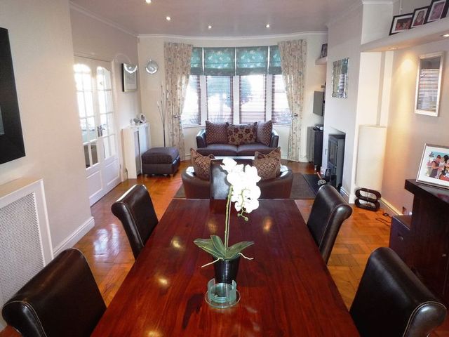 Image of 3 bedroom Semi-Detached house for sale in Pontypridd Road Barry CF62 at Pontypridd Road  Barry, CF62 7LW