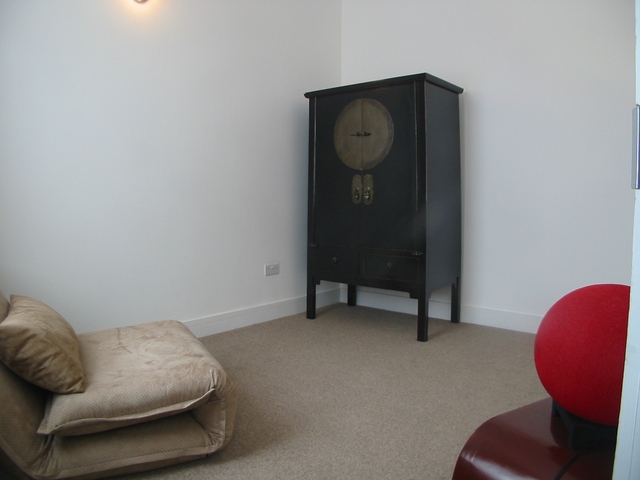  Image of 2 bedroom Flat to rent in Primrose Gardens London NW3 at Belsize Park London Camden, NW3 4TJ