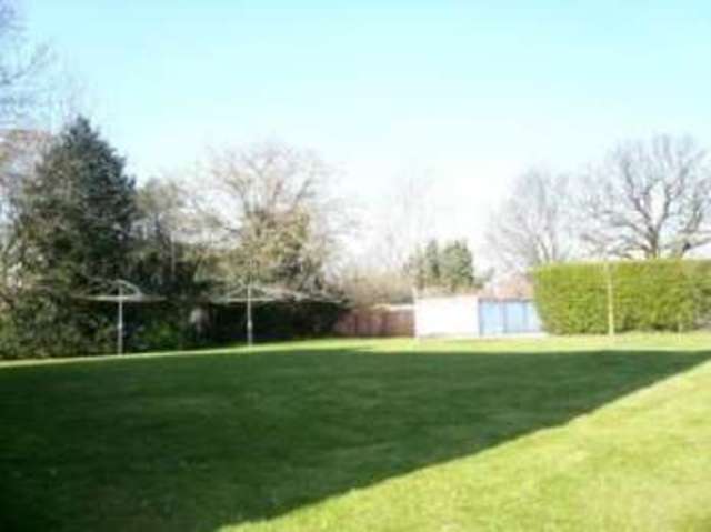  Image of Detached house for sale in Fortis Green London N2 at Fortis Green London Fortis Green, N2 9ET