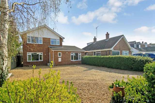  Image of 5 bedroom Detached house for sale in Queen Street Pitstone Leighton Buzzard LU7 at Queen Street Pitstone Leighton Buzzard, LU7 9AU