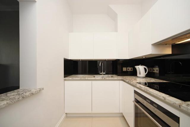  Image of 2 bedroom Property to rent in Queens Gardens London W2 at Queens Gardens  London, W2 3AF