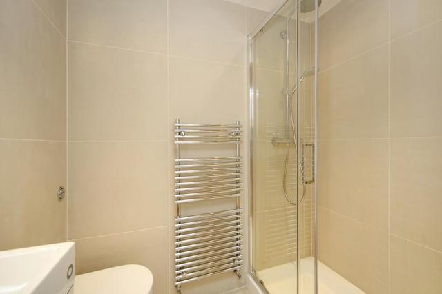  Image of 2 bedroom Property to rent in Queens Gardens London W2 at Queens Gardens  London, W2 3AF