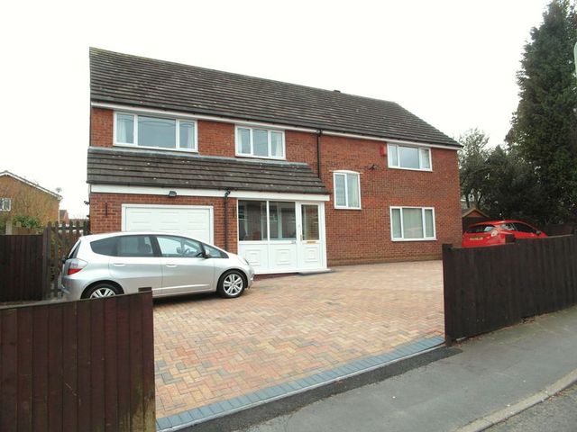  Image of 2 bedroom Detached house to rent in Queens Road Donnington Telford TF2 at Queens Road Donnington Telford, TF2 8DA