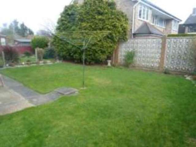  Image of 3 bedroom End of Terrace for sale in Jordans Way Rainham RM13 at Rainham  South Hornchurch, RM13 9QX