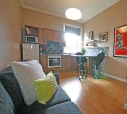  Image of 1 bedroom Flat for sale in Rannoch Street Glasgow G44 at Cathcart Glasgow Castlemilk, G44 4DG
