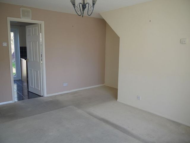  Image of 3 bedroom Detached house for sale in Ravensbourne Road Aylesbury HP21 at Ravensbourne Road  Aylesbury, HP21 9TG