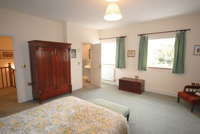  Image of 4 bedroom Semi-Detached house for sale in Red Lion Court Somerton TA11 at Red Lion Court  Somerton, TA11 7PH