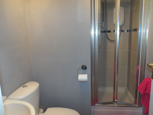 Image of 2 bedroom Flat to rent in Redwood Lane Hamilton ML3 at Hamilton South Lanarkshire South Lanarkshire, ML3 8SS
