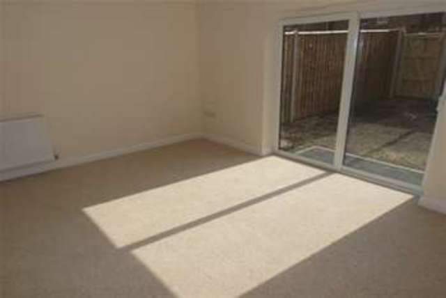  Image of 3 bedroom Detached house to rent in Regent Street Beeston Nottingham NG9 at Nottingham, NG9 2EA