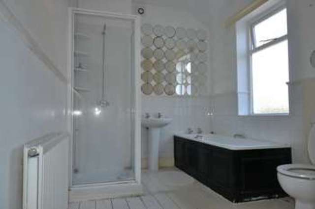  Image of 2 bedroom Terraced house to rent in Richmond Road Bearwood Smethwick B66 at Richmond Road Bearwood Birmingham, B66 4ED