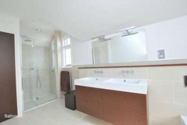  Image of 4 bedroom Detached house for sale in Ridgeway Road Redhill RH1 at Redhill Surrey, RH1 6PQ