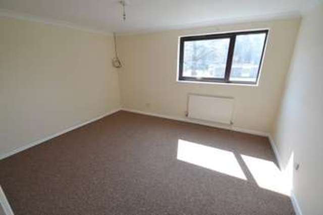  Image of 3 bedroom Terraced house to rent in Ridley Road Bury St. Edmunds IP33 at Bury St. Edmunds Westley, IP33 3HZ
