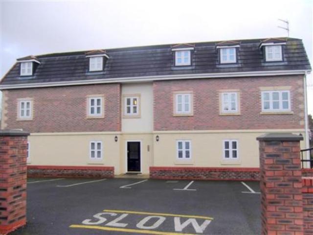  Image of 2 bedroom Apartment to rent in Hall Lane Huyton Liverpool L36 at Huyton, L36 6AZ